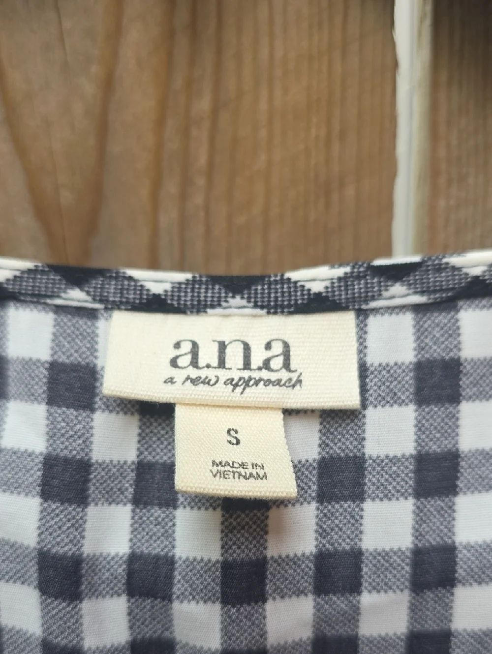 Checkered Blouse - Picture 2 of 4